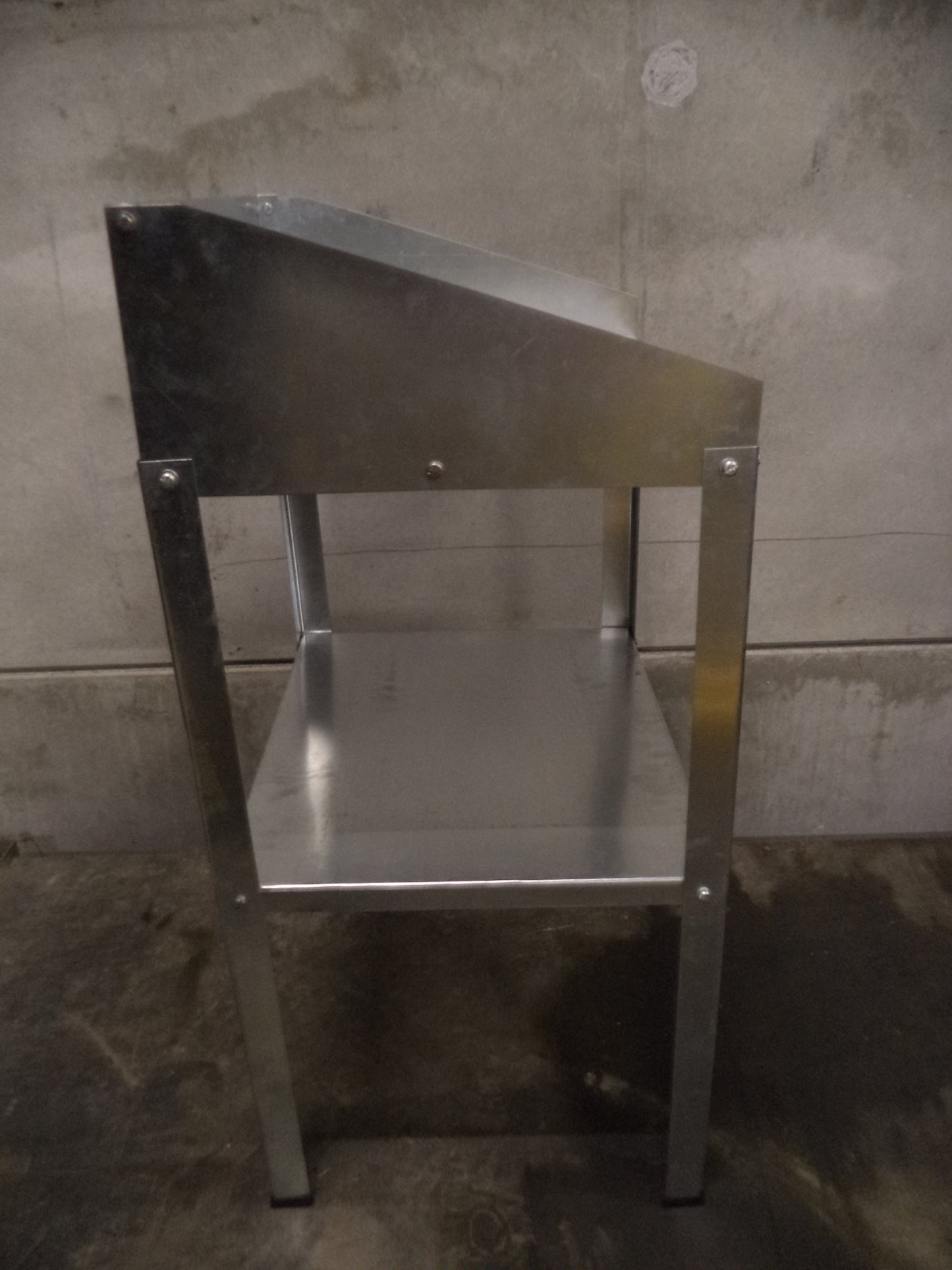 Galvanised steel greenhouse potting bench
