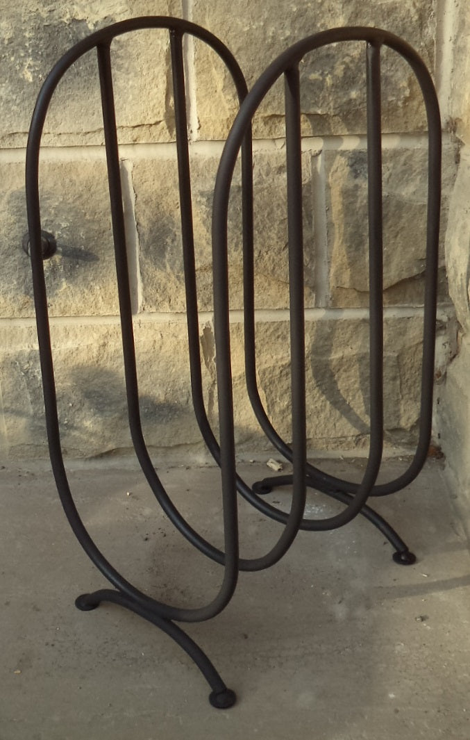 Multi hoop log basket