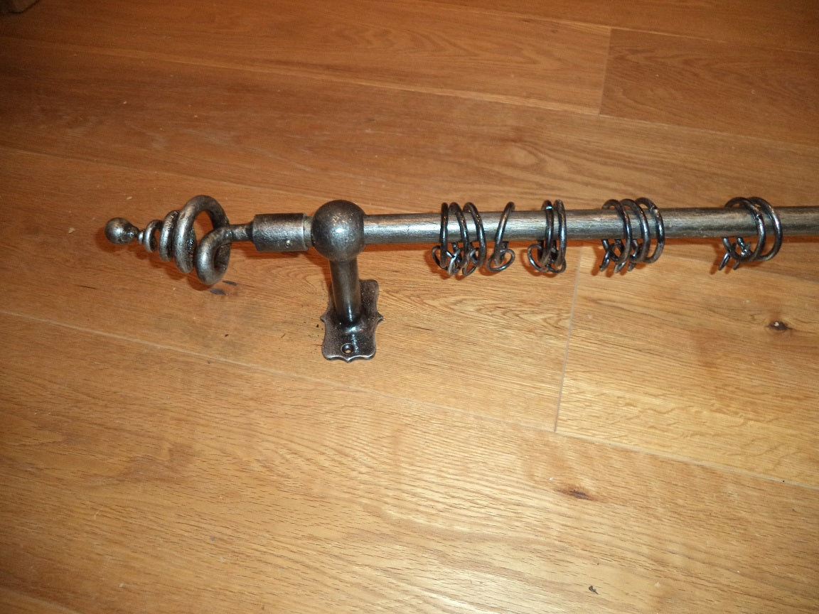 Straight curtain poles - chrome effect